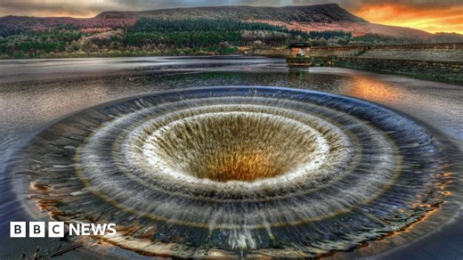 Why does Ladybower Reservoir in Derbyshire have plug holes?