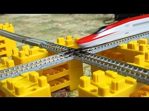 Nゲージで8の字のレイアウト？ TOMIXクロッシングレール紹介‼ E6系とE7系で同時走行してみたよ