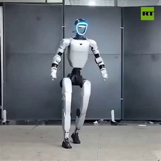 Unitreeのロボット既に日本航空で働いているらしいGMOの導入で