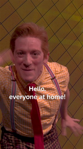 Ethan Slater! What are you doing here? 💛 #SpongeBob We're so ready - SpongeBob The Musical: Live on Stage is on Paramount ! #Musical | Paramount