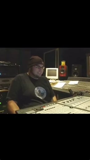 Kings of Thrash/Death Metal on Instagram: "Mike Smith (Suffocation) Amazing Blast Beat 🔥"