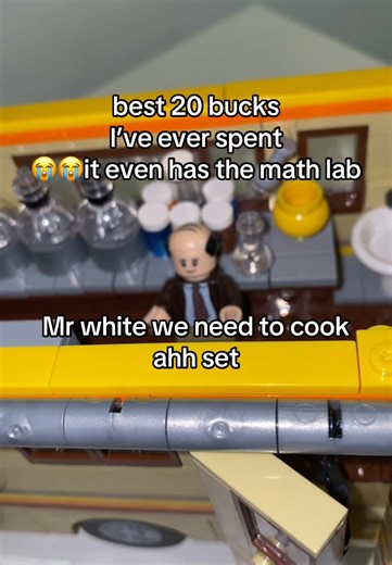 Breaking Bad RV Building Blocks: Cook with Jesse Pinkman