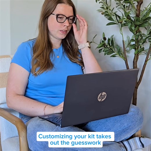 Keep your branding consistent and cohesive across designs with Canva Pro's Brand Kit. Sign up for a free trial today. | Canva