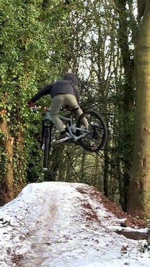 Exploring Scenic Corners in Santa Cruz MTB Trails