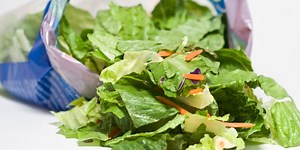 7 Simple Tricks for Upgrading Your Bagged Salad
