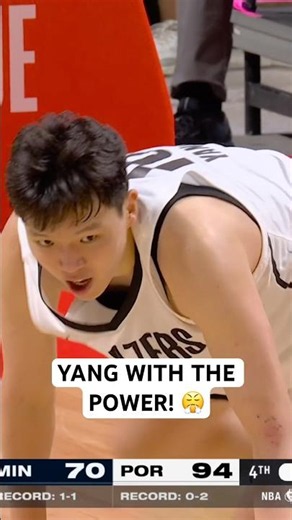 Yang Hansen throws it down!