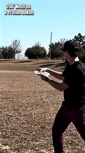 Neutron vs Proton Bokeh at 250’ 👀