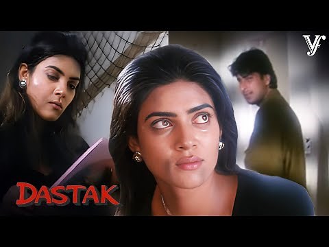 She Kidnapped & Assaulted by a Psycho Lover | Sushmita Sen, Sharad Kapoor | Dastak Movie Clips