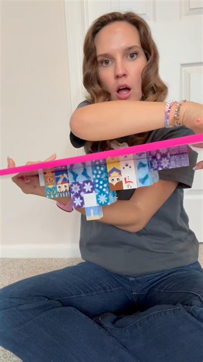 Magnet Cubes just leveled up! Have you tried using them on a whiteboard?❄️