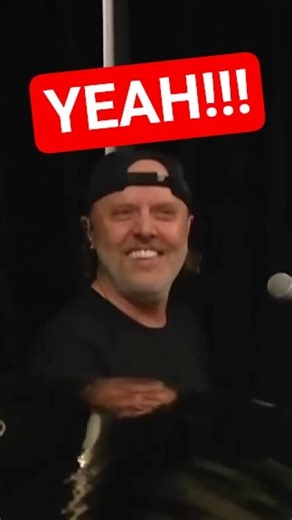 LARS ULRICH REACTION WHEN METALLICA PLAYS A CLASSIC DANISH SONG #shorts