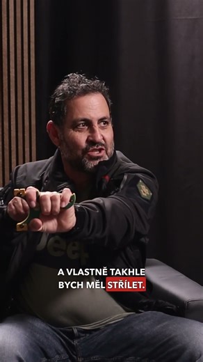 Učí české vojáky přežít jen s prakem 🪶🎯