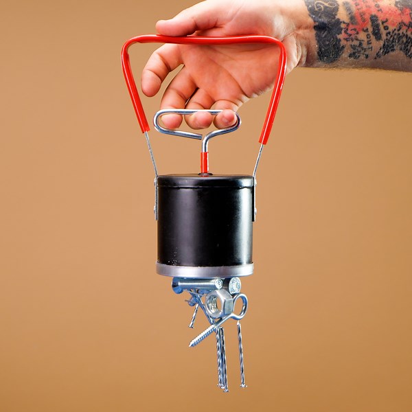 Must-have gadgets for your workshop that every master should know.