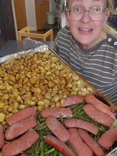 Sheet Pan Sausage & Potatoes: 5 Dinners in One Hour