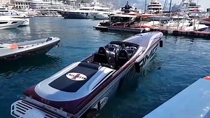 15K views · 196 shares | Duas Cigarette AMG Marauder 50 chegando no Porto de Mônaco | Boat Shopping | Facebook