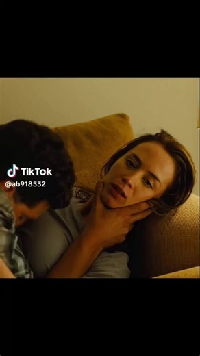 A female cop suddenly realise her boyfriend is a serial k!ller🔥🎬