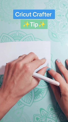 Crafty Tip: Using a Weeding Box for Small Letters and Designs