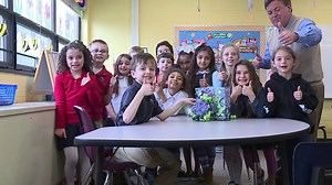 24K views · 64 reactions | The maker of Orb Molecules says each kit comes with thousands of little, sticky rubber balls. They come in multiple sizes and colors and bond together to make magnificent creations. The maker claims the orbs will hold it's shape until you choose to deconstruct it and start over. But Kurt Aaron wants to know, does it really work? For more Does It Really Work check out >>> www.wnep.com/dirw | WNEP-TV | Facebook