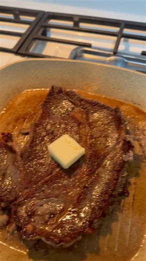 The Simplest way to cook STEAK #Sirloin #SteakHouse #fypシ #food #foodie #foodlover #foodshorts