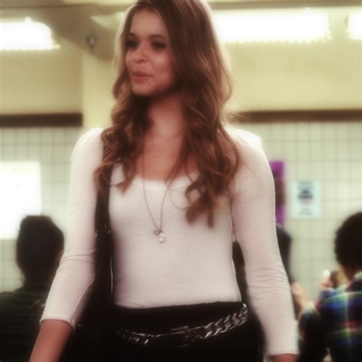 High-Quality Alison DiLaurentis Edit from Pretty Little Liars