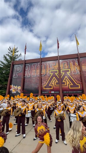 “FFF” Ft. Pride of MN Trombones 🎶 #Gophers #marchingband | The University of Minnesota Marching Band