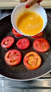 Easy and Tasty Egg Wrap.... #trendingreels #foodoftheday #northindianfood #bollywoodmusic #viralpost2024 #postoftheday #foodreview #homestyling #recipeoftheday #kitchentips #kitchenhack #breakfastrecipes #breakfastideas #eggs #positivevibes | Khushi Dey