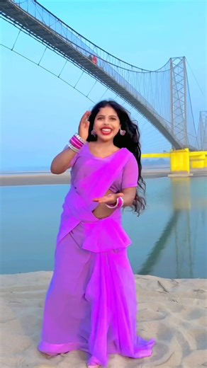 खईनी खाके डाले त बेचनी धरेला (Video) #Pramod Premi Yadav | Khaini Kha Ke Dale | #Bhojpuri Holi Song