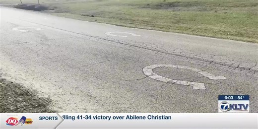 TxDOT pushes for removal of horseshoes on Overton road