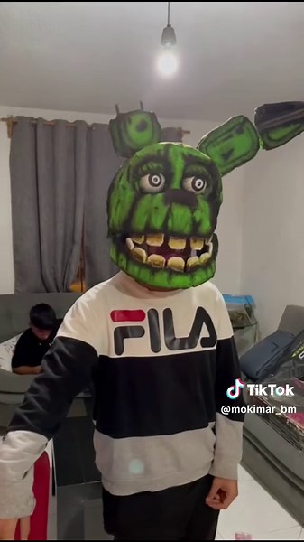 Cosplay de Springtrap: Un Poco Del Proceso