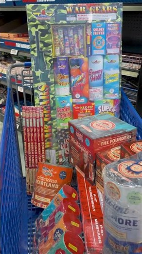 $250 Staff Picks Budget Collection at Superior Fireworks in Orange Park, Florida