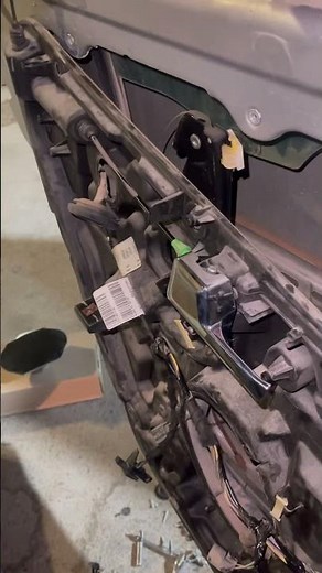 Power Window Not Working? Ford Explorer Regulator Fixed! 🔧 #shorts”