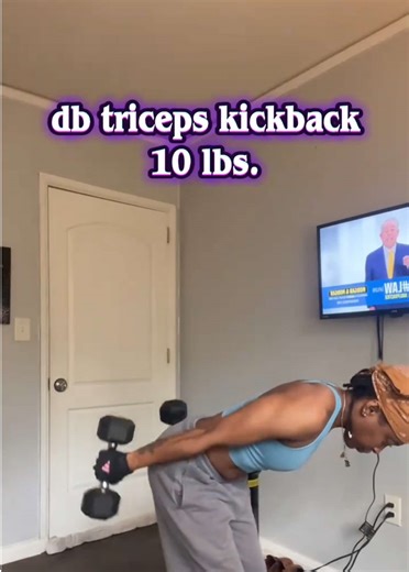 with this isolation exercise you’re targeting all three heads of your triceps muscles, but also engaging stabilizer muscles like your core, upper back, and rear deltoids. #athomeworkout #fyp #upperbodyworkouts #armday #tricepsworkout