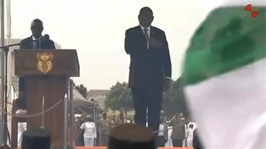 As Thohoyandou prepares to host the upcoming Armed Forces Day, residents and visitors alike will have a rare opportunity to witness one of the military’s most time-honoured ceremonial traditions: the 21-gun salute. Rooted in maritime customs dating back to the 14th century, the salute began as a signal of peaceful intent. Vessels would discharge their weapons to show they arrived without hostility. By the 17th century, the practice had become widely recognised during visits between nations, with