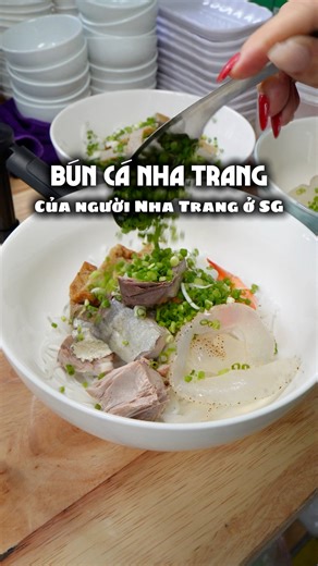 Bún cá Nha Trang của chị chủ người Nha Trang, tô chả cá chị bán 35k và khá nhiều chả, quán chị trước giờ bán hủ tiếu miến gà ngon ở cái sốt trộn mà nay chị thêm món đặc sản quê chị nữa. Hủ tiếu gà Thuý Hiền | 12 Tên Lửa, Bình Trị Đông B, Bình Tân, Hồ Chí Minh #hutieugathuyhien #buncanhatrang #binhtanangi | Đi Cùng Phúc