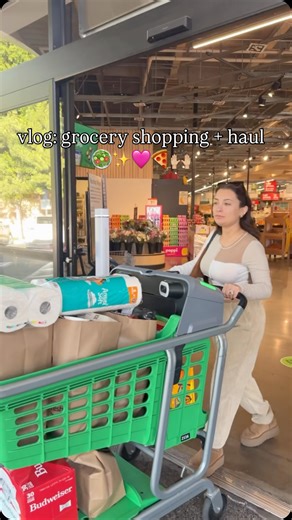 NICOL CONCILIO on Instagram: "First vlog of 2026! Grocery shopping & haul 🥗💁🏻‍♀️✨🩷 we tried the @amazonfresh store and were shook at the smart cart!! Lmk if you guys want more vlogs! #groceryshopping #groceryhaul #amazonfresh #vlog"