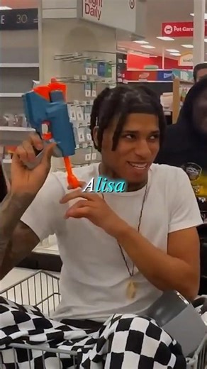 NLE Choppa Got Caught Carrying Straps 🤯