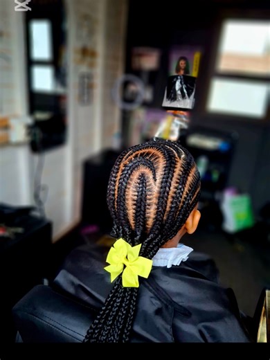 Creative Needle and Thread Conrows for Unique Hairstyles