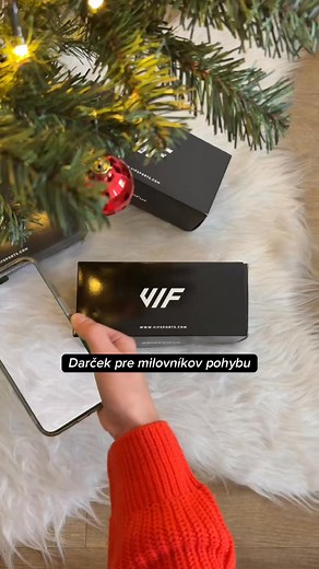 Tip na darček nielen pre športovcov 🎁 Športové okuliare s ❗ doživotnou zárukou❗ na rámy ⛷️🚴‍♀️ Polarizačné alebo fotochromatické sklá. Pre zimné a letné športy 🧊 Pre každé počasie – za šera aj v daždi 🌧️ Používané amatérmi, hobby športovcami, profesionálmi a národnými tímami v 13 európskych krajinách ❤️ ⚫️ 30 farebných variánt ⚫️ Náhradné sklá a puzdro zadarmo v každom balení ⚫️ Ideálne pre bežecké lyžovanie, cyklistiku, beh a iné top športy 🎄 Predĺžená lehota na vrátenie tovaru 🚚 Doprava 