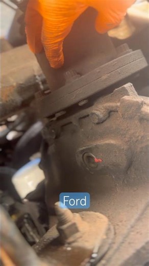 Oil filter location on early 2000 Ford expedition #oilchange #mechanic #Fordsucks #fordexpedition