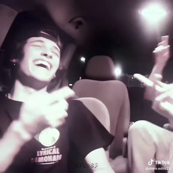 Friendship Breakups: A Sad Edit Story