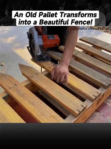 An Old Pallet Transforms into a Beautiful Fence! #woodenpallets #DIY #handwork #foryou #originality #manufacture #invent #fyp #foryoupage #create #fence | Genius Craft