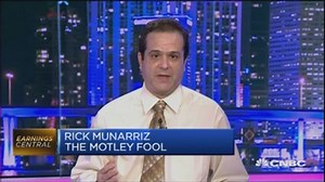 Netflix price hike was bad timing: Motley Fool