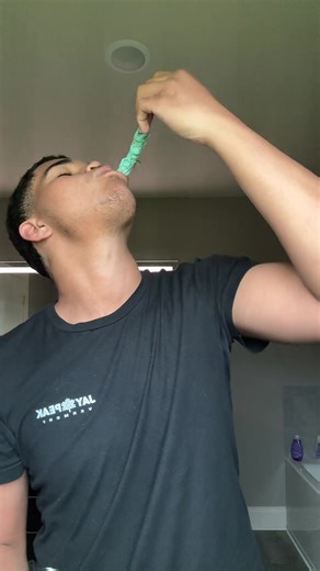 Homemade Starbucks Cake Pops: Better Than the Original