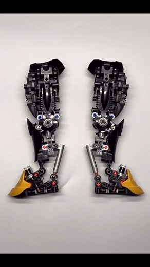 Hướng Dẫn Xây Dựng Chân Mech LEGO Đầy Sáng Tạo
