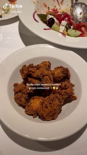 the interiors, food and aesthetics of this restaurant were just 👌🏻👌🏻👌🏻 #london #londonrestaurants #londonfoodie #thingstodoinlondon #greekfood #aesthetics #interiors #interiordesign #fyp #foryou #trending #interiordecor #homedecor #homeware #helpmepickanoutfit #grwm #comewithme #cleangirl #valentino