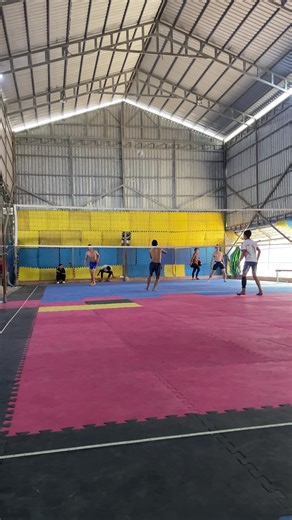 Voice Effects for Sports Highlights in Volleyball and Basketball