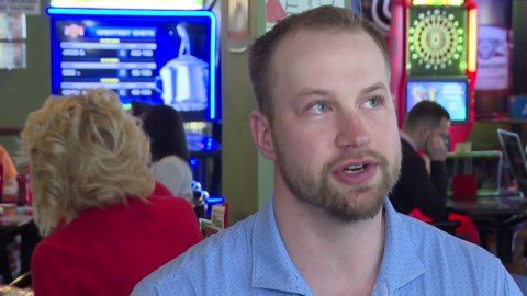 Fans celebrate Cornhuskers history with NCAA win at Omaha bar and grill