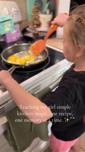 Teaching Poppy simple kitchen magic one recipe, one memory at a time. ✨🖤 #KitchenMagic #WitchyMama #MotherDaughterMagic #AncestralLove #HomeIsMagic