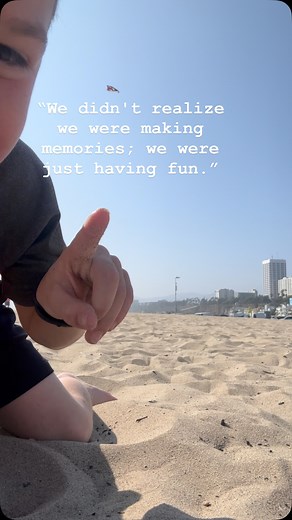 Dollar store kite on the beach at the Santa Monica pier = core memory made. #makethememories #18summers #pacificcoast #santamonicapier #pauleysaretrippinagain #roadtrip #summertimefun | Leslie Pauley