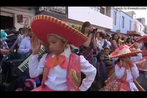 Traigo mi 45 Orquesta Kenny del Maestro Jaime Castillo Coyotes comparsa niños del pueblo | Orquesta Kenny del Maestro Jaime Castillo Coyotes