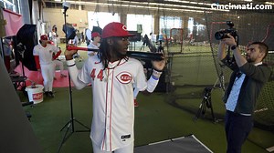 Watch behind the scenes of the Cincinnati Reds picture day photoshoot